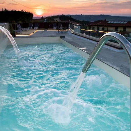 Casa Nicolini 3*
